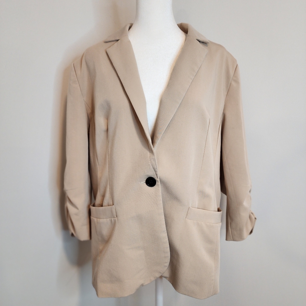 Womens XL Beige Blazer Single Button 3/4 Sleeve Ruched Cuff Notched Collar Lined